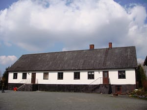 Hylla-gard-hus